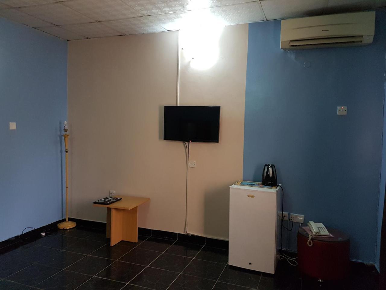 Chamcce Hotel Ajao Lagos Extérieur photo