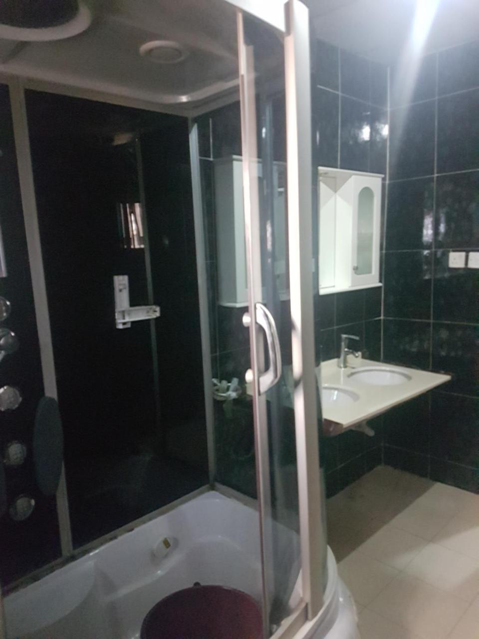 Chamcce Hotel Ajao Lagos Extérieur photo